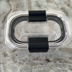 Rubbermaid 1.3 cups / 300ml Clear Food Storage Container